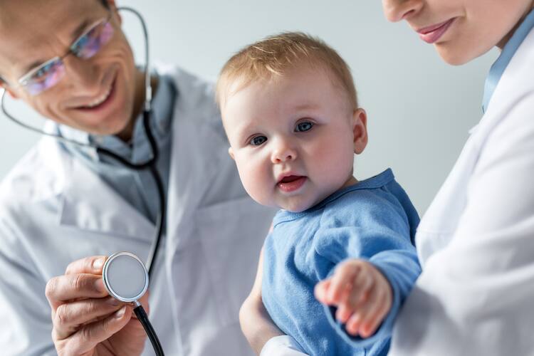 adorable-baby-health-checkup